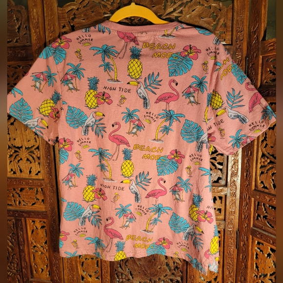 Sovereign Code Los Angeles Conway Beach Mode Blush Colored T-Shirt, Size Small - Picture 2 of 9